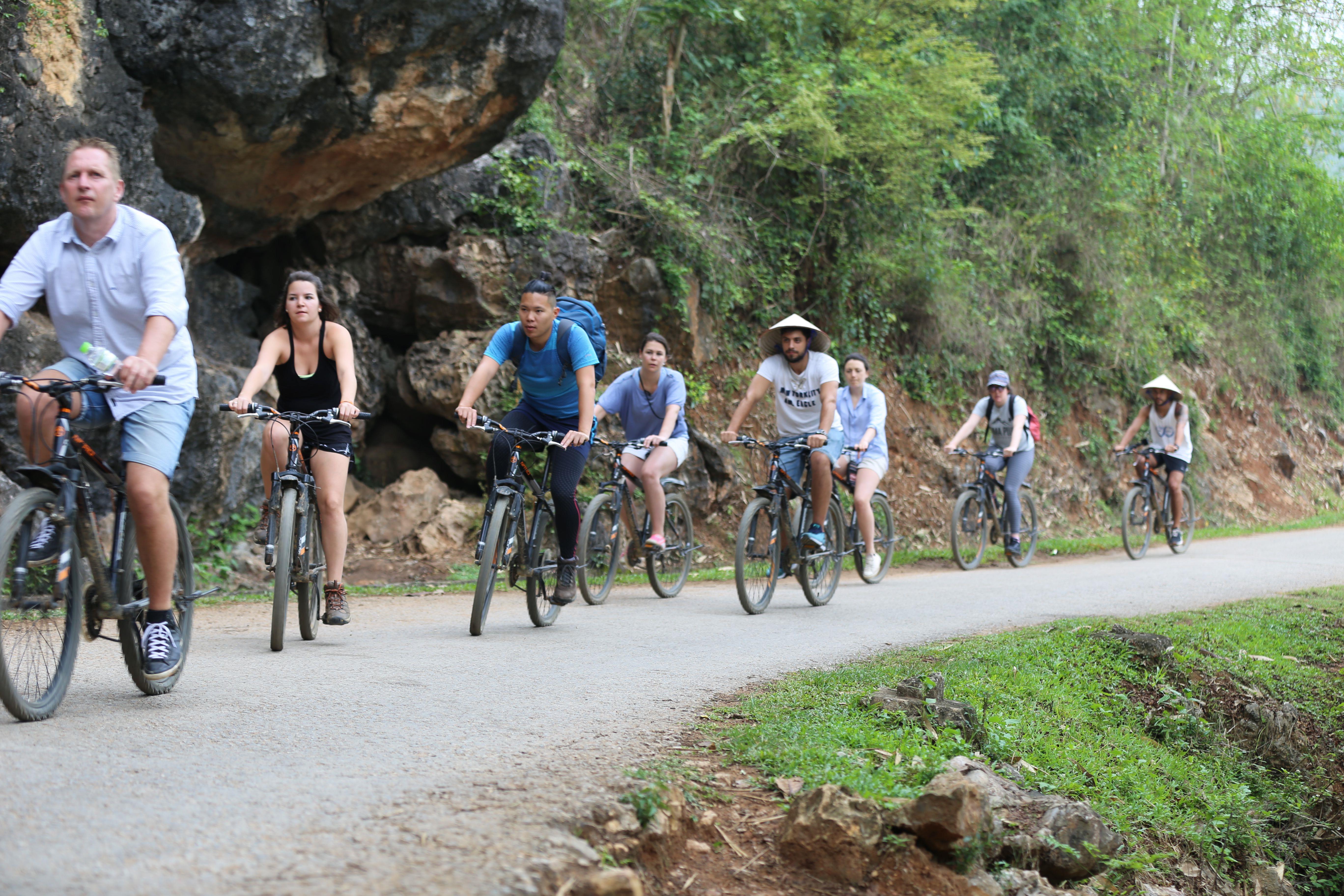 MAI CHAU 2 Days 1 Night Pu Luong