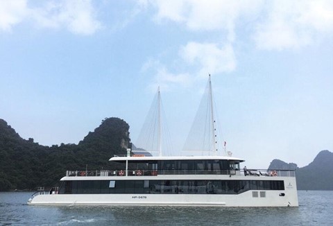 JadeSails cruise - the most luxurious 1 day tour in Halong bay