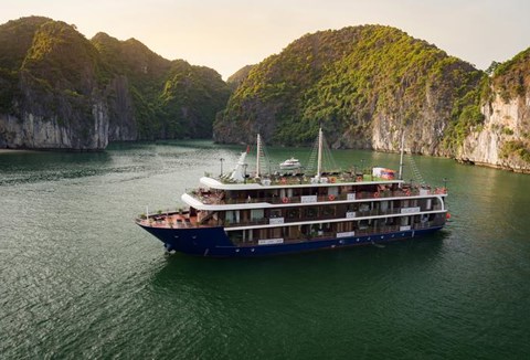 Ha Long Bay - Lan Ha Bay (3 days 2 nights on La Pandora Cruise)