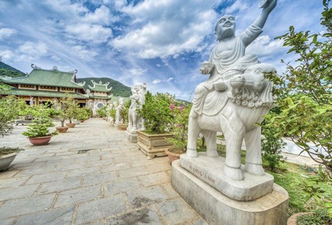 5 HOURS DA NANG CITY TOUR